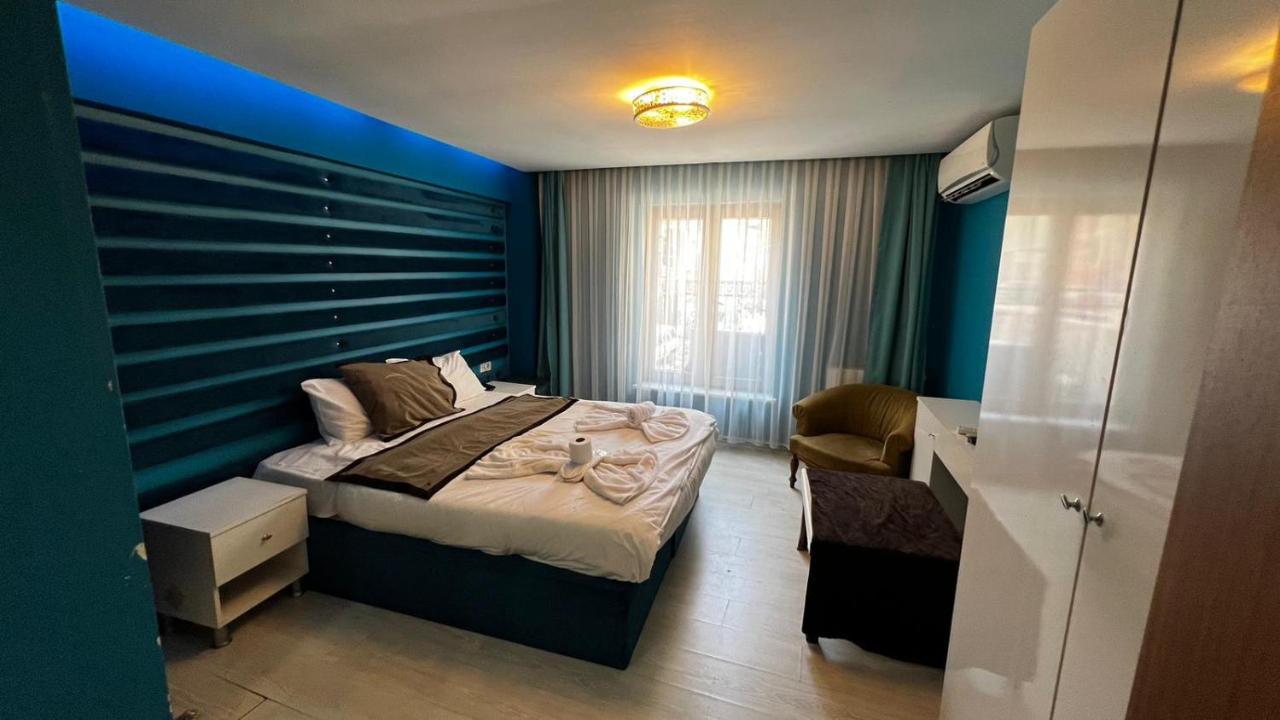 Moon Blue Hotel Istanbul Exterior photo