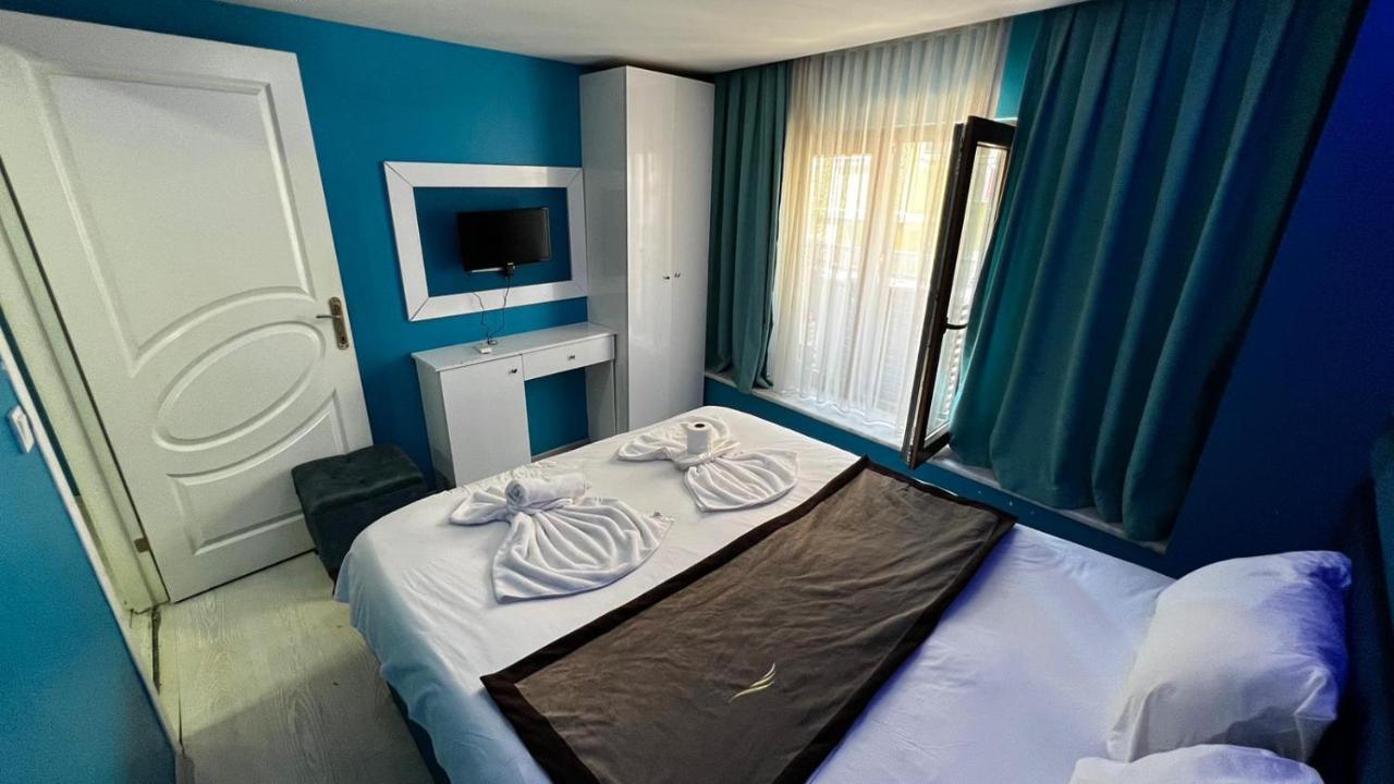 Moon Blue Hotel Istanbul Exterior photo